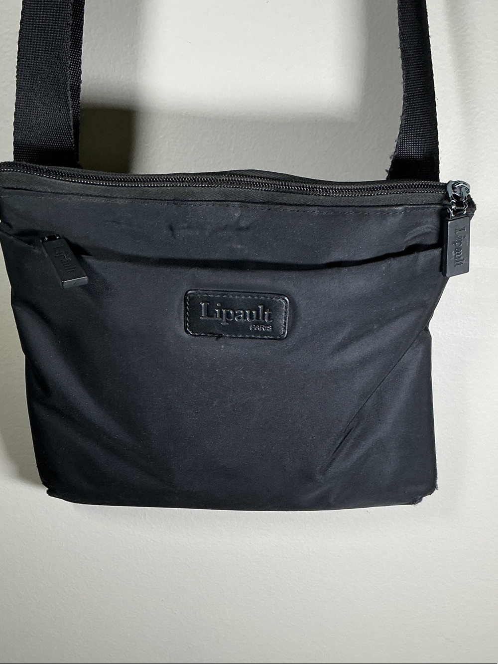 Lipault Paris Black Lightweight Crossbody Travel Bag Nylon Shoulder Purse